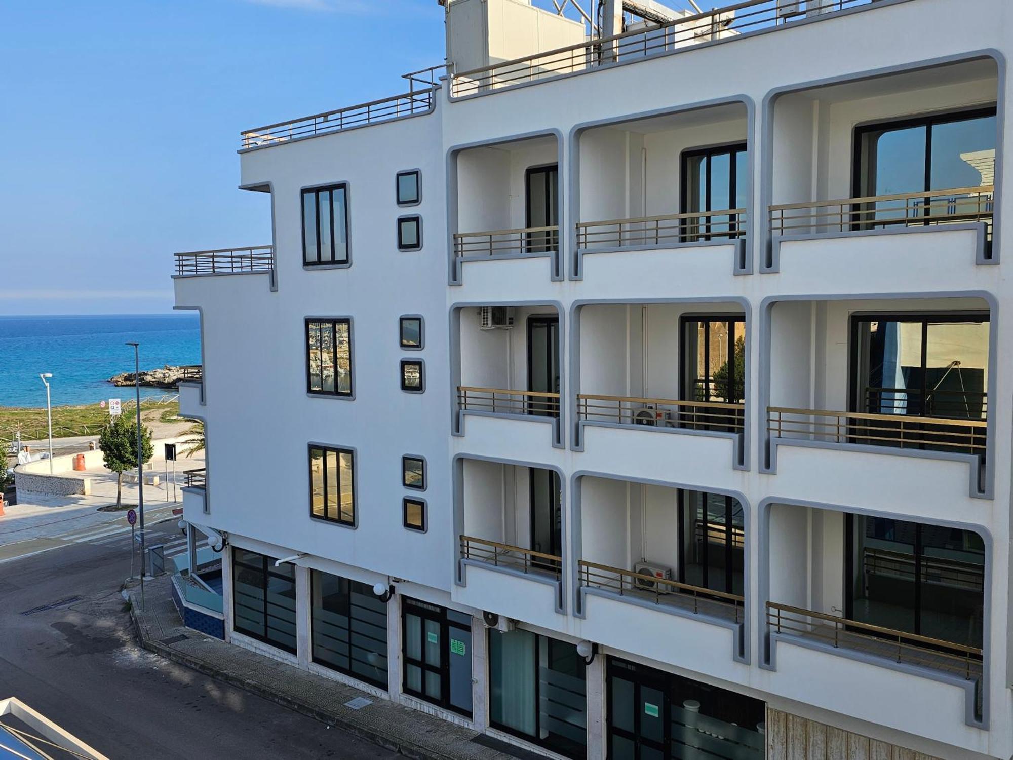 Hotel Cote D'Est San Foca Exteriör bild